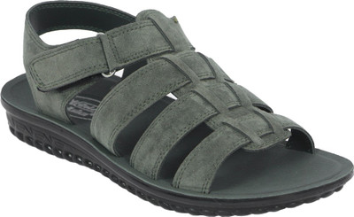

Asian Men Green Sandals