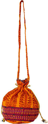

Lambani Embroidery Cotton Jhola Bag Shoulder Bag(Multicolor, 3 inch)