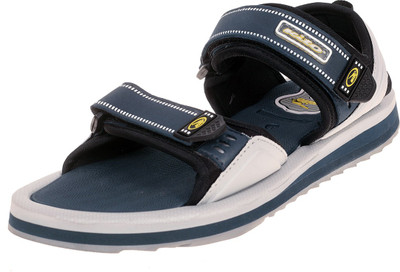 

kitto Men Grey Sandals