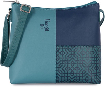 

Baggit Women Casual Blue PU Sling Bag