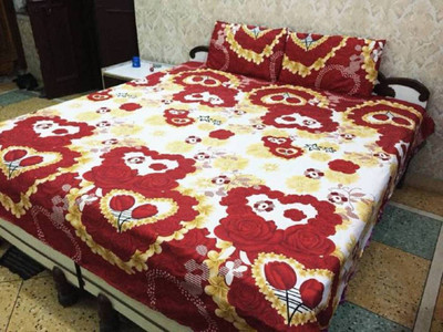 

OM DECOR 180 TC Microfiber Single Abstract Bedsheet(Pack of 1, Brown)