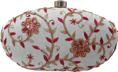 

HimalayaHandicraft Casual, Party, Formal Beige Clutch