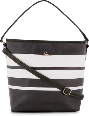 

Lavie - Anushka collection Shoulder Bag(Green)