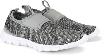 

REEBOK TREAD WALK LITE PRO Walking Shoe For Men(Grey, Grey/black/white