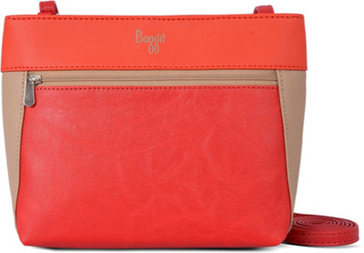 

Baggit Women Casual Red PU Sling Bag