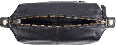 

Hidesign CWB 004-Regular-Black(Washbag) Travel Toiletry Kit(Black)