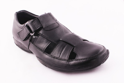 

Derby Kicks Men BLACK Sandals