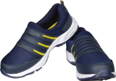 

CRV Running Shoes For Men(Multicolor, Blue