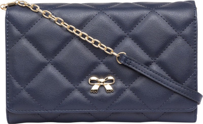 

Globus Quilted Sling Bag Sling Bag(Blue, 9 inch)