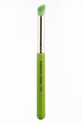 

Bdellium Tools Professional Makeup Brush Green Bambu Series Angled Coutour(Pack of 1)