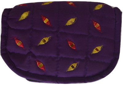 

NavRup Handworks Cosmetic Pouch(Purple)