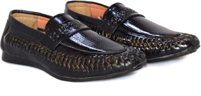 

D'zigners Boys Slip on Moccasins(Black