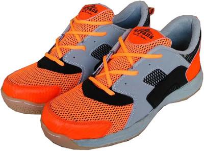 

ARYANS COURT Badminton Shoes For Men(Orange