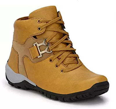

Tailor Nation Boots For Men(Beige