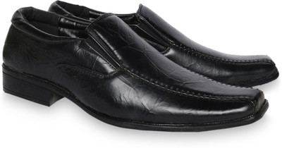 Bata DHRUR Slip On Shoes For Men(Black