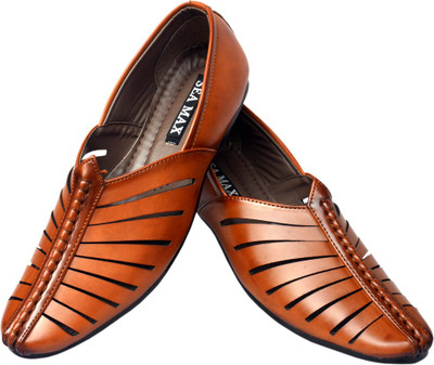 

Seamax Sea Max Men Tan Jutis Jutis For Men(Tan
