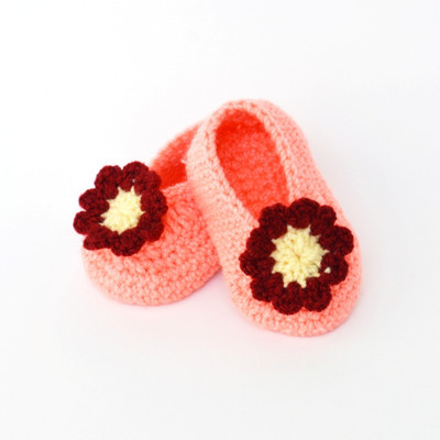 

Love Crochet Art Booties(Toe to Heel Length - 10 cm Peach)