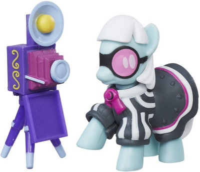 

My Little Pony Friendship is Magic Photo Finish Doll(Multicolor)