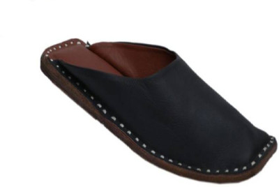 

KOLHAPURI Men BLACK Sandals