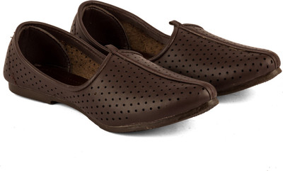 

Tashi Jutis For Men(Brown, Dark brown