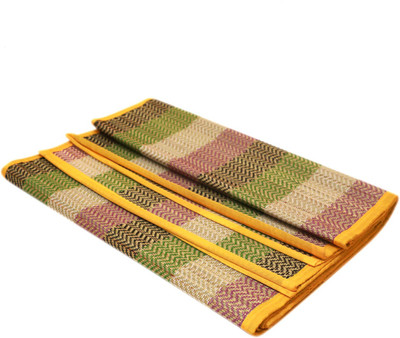

QUINERGYS ™ Organic Reversible with High-Density Cushion & Non-slip Texture, Eco-conscious & Hygienic Yoga Mat - Teal Green, Red, Blue 8 mm Yoga Mat
