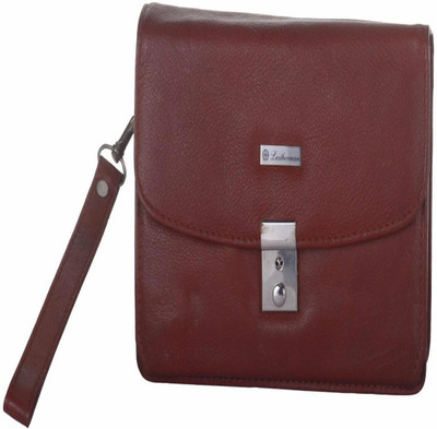 

Leatherman 1205 Shoulder Bag(Brown, 1 L)