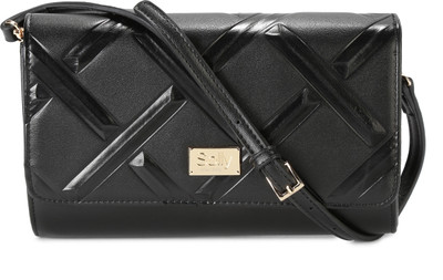 

Allen Solly Sling Bag(Black)