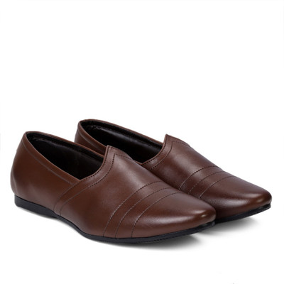 

Brooke Trendy & Cool Jutis For Men(Brown