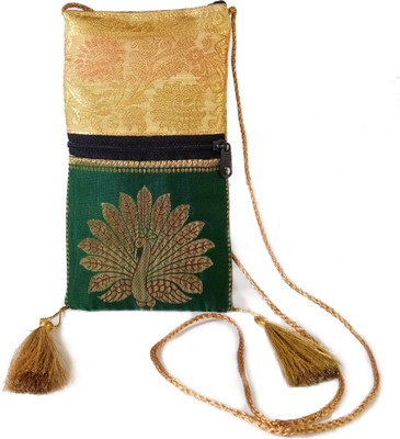 

37 ThirtySeven Women Casual, Evening/Party Green Silk Sling Bag