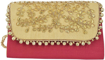 

TOOBA HANDICRAFT Casual Gold Clutch