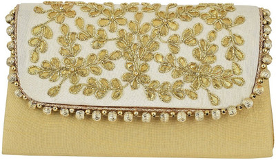 

TOOBA HANDICRAFT Casual Multicolor Clutch