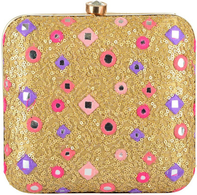 

TOOBA HANDICRAFT Casual Gold Clutch