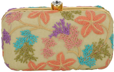 

TOOBA HANDICRAFT Casual Multicolor Clutch