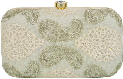 

TOOBA HANDICRAFT Casual White Clutch
