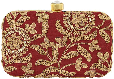 

TOOBA HANDICRAFT Casual Maroon Clutch