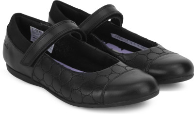 

Clarks Girls Velcro Ballerinas(Black, Black leather