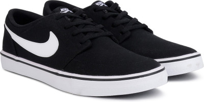 Nike NIKE SB PORTMORE II SOLAR CNVS Sneakers For Men(Black)
