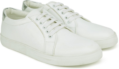 

Chemistry CKFWCS40010 White Detailled Back Sneakers For Women(White, White/silver