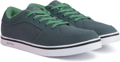 

United Colors of Benetton Sneakers For Men(Green, 903