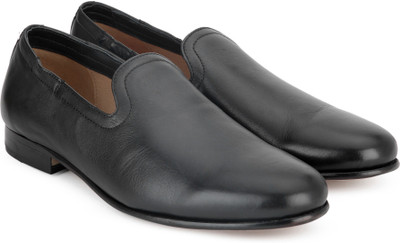 

Clarks Form Step Formal Shoes For Men(Black, Black leather