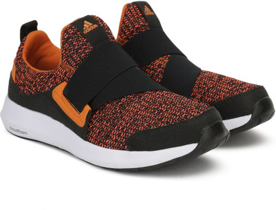 

ADIDAS Walking Shoes For Men(Multicolor, Cblack/tacora/cblack
