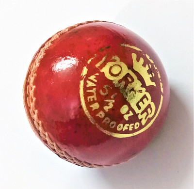 

QUINERGYS ™ Professional Grade Genuine Leather Cricket Ball 2 Part Durable Cricket Leather Ball(Pack of 1, Red)