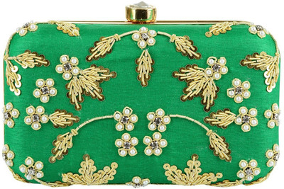 

Tooba Handicraft Casual Green Clutch