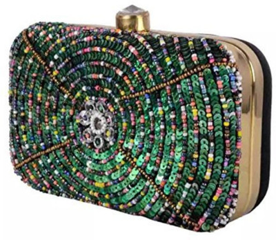 

Tooba Handicraft Casual Green Clutch