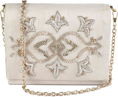 

The Purple Sack Party Beige Clutch