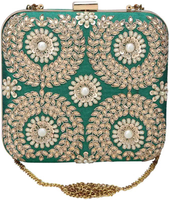 

The Purple Sack Party Green Clutch