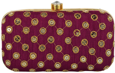 

TOOBA HANDICRAFT Casual Purple Clutch
