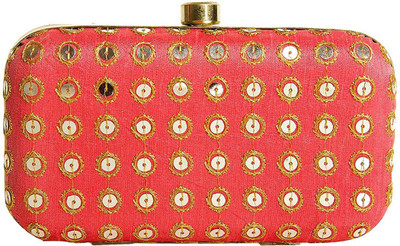 

Tooba Handicraft Casual Red Clutch