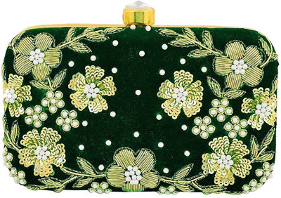 

TOOBA HANDICRAFT Casual Green Clutch