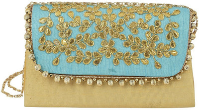 

Tooba Handicraft Casual Multicolor Clutch